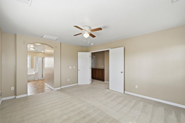 6229 W Ceres, Visalia, CA 93291