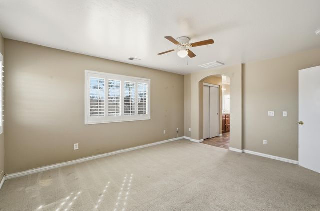 6229 W Ceres, Visalia, CA 93291