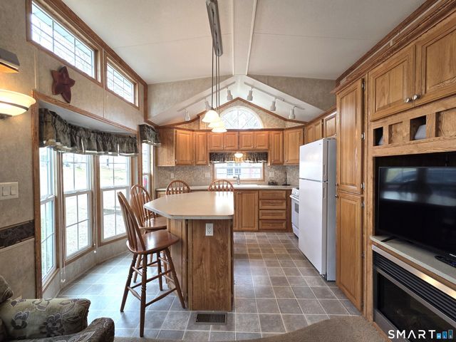 8 South Road WW108, Stafford, CT 06076