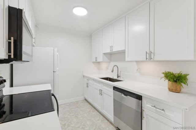 2382 Hosp Way 241, Carlsbad, CA 92008