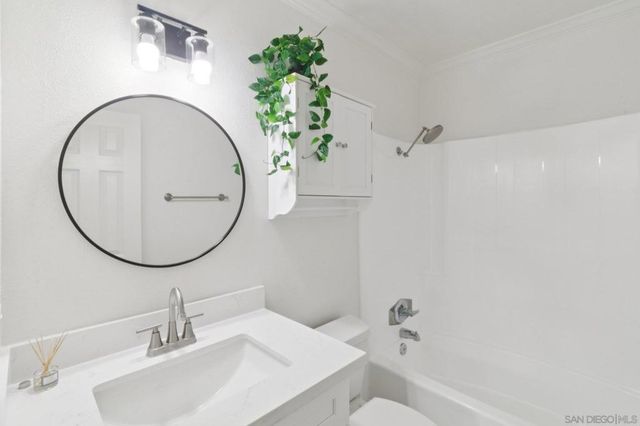 2382 Hosp Way 241, Carlsbad, CA 92008