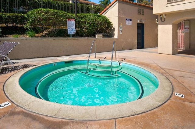 2382 Hosp Way 241, Carlsbad, CA 92008