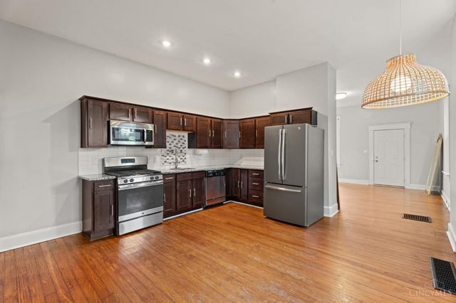4389 Virginia Avenue, Cincinnati, OH 45223