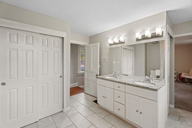 4389 Virginia Avenue, Cincinnati, OH 45223