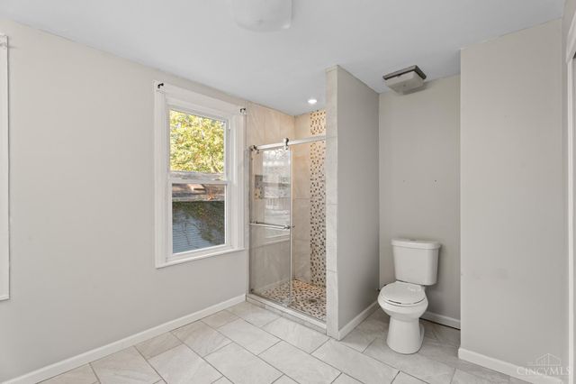 4389 Virginia Avenue, Cincinnati, OH 45223