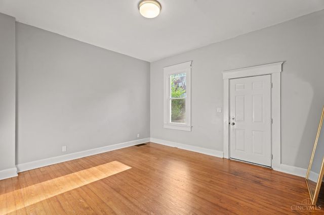 4389 Virginia Avenue, Cincinnati, OH 45223