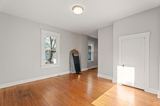 4389 Virginia Avenue, Cincinnati, OH 45223