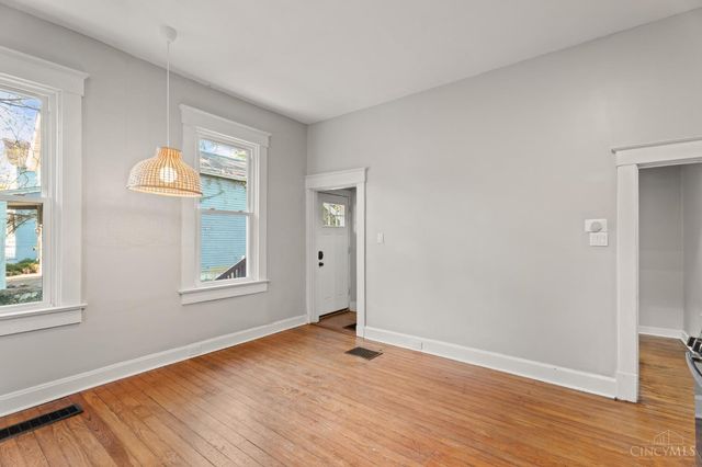 4389 Virginia Avenue, Cincinnati, OH 45223