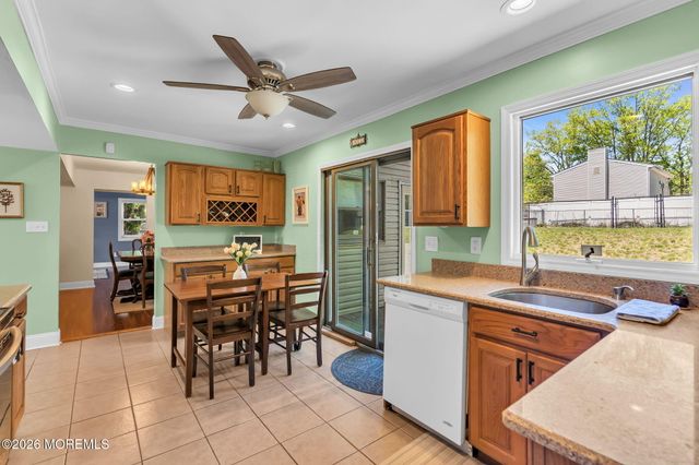 173 Shenandoah Boulevard, Toms River, NJ 08753