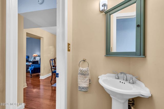 173 Shenandoah Boulevard, Toms River, NJ 08753