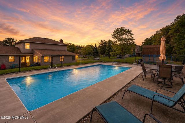 173 Shenandoah Boulevard, Toms River, NJ 08753