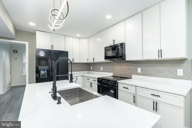 46 W WASHINGTON LN, Philadelphia, PA 19144