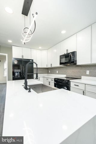 46 W WASHINGTON LN, Philadelphia, PA 19144