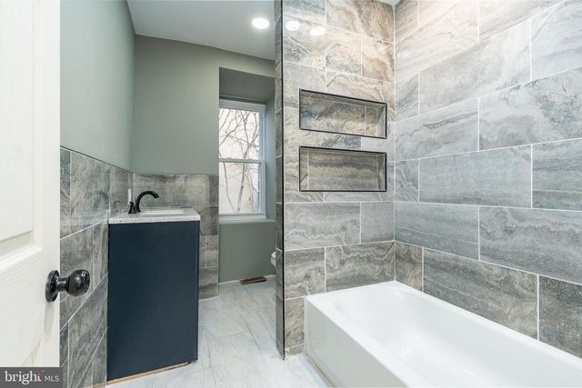 46 W WASHINGTON LN, Philadelphia, PA 19144