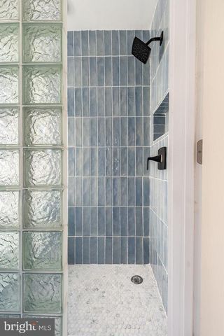 46 W WASHINGTON LN, Philadelphia, PA 19144