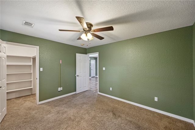 90 Birdsong Road, Russellville, AR 72802