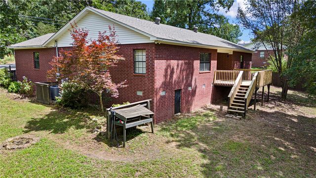90 Birdsong Road, Russellville, AR 72802