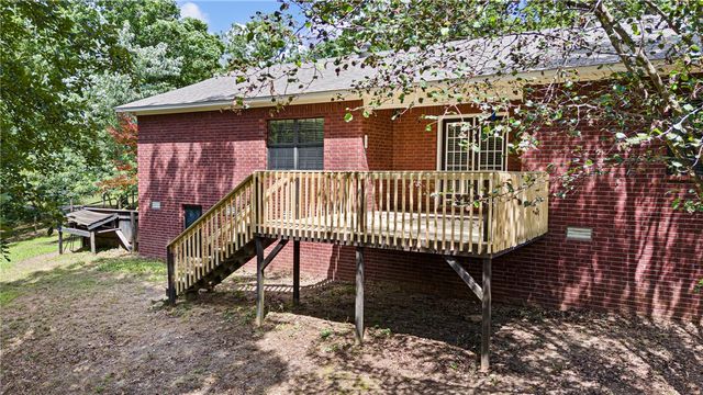 90 Birdsong Road, Russellville, AR 72802