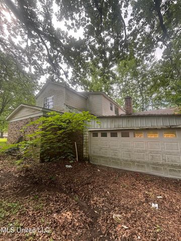 6800 Whippoorwill Drive, Olive Branch, MS 38654