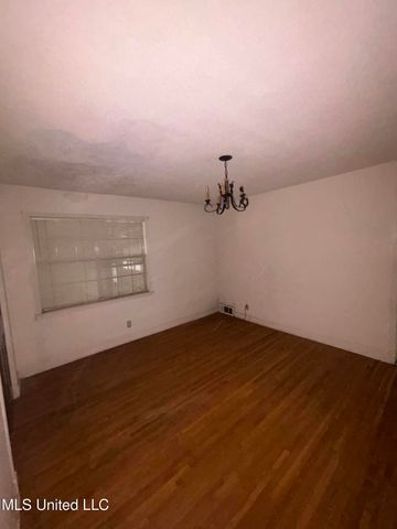 6800 Whippoorwill Drive, Olive Branch, MS 38654