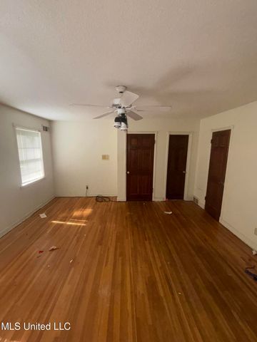 6800 Whippoorwill Drive, Olive Branch, MS 38654