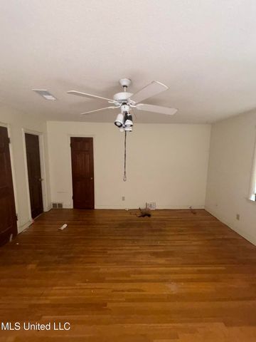 6800 Whippoorwill Drive, Olive Branch, MS 38654