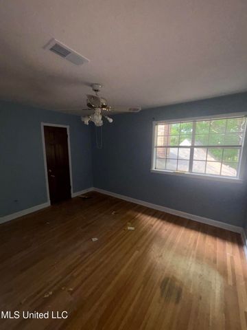 6800 Whippoorwill Drive, Olive Branch, MS 38654