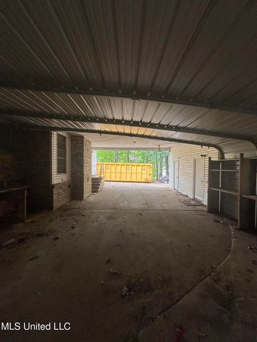 6800 Whippoorwill Drive, Olive Branch, MS 38654