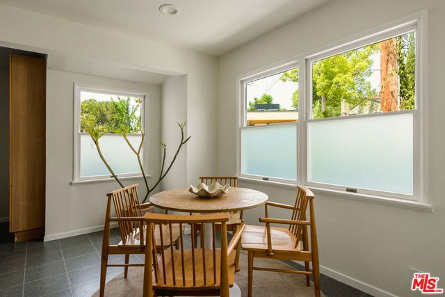 3019 Maxwell Street, Los Angeles, CA 90027