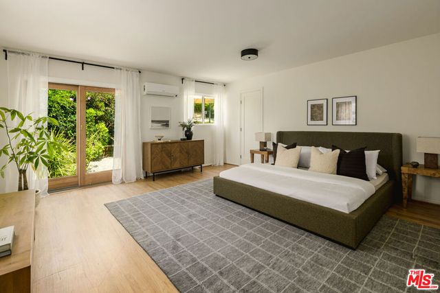 3019 Maxwell Street, Los Angeles, CA 90027