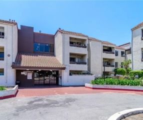 700 W 3rd A-309, Santa Ana, CA 92701