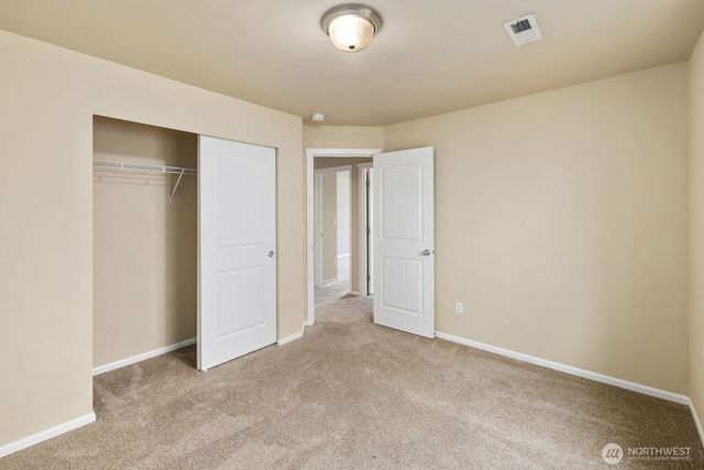 25912 35th Place S, Kent, WA 98032