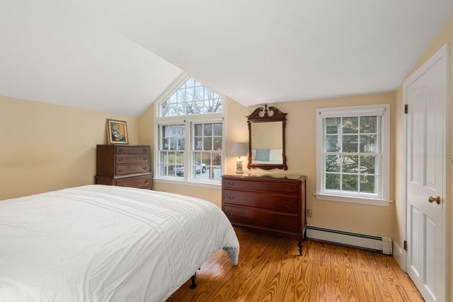 7 Russell St, Milton, MA 02186