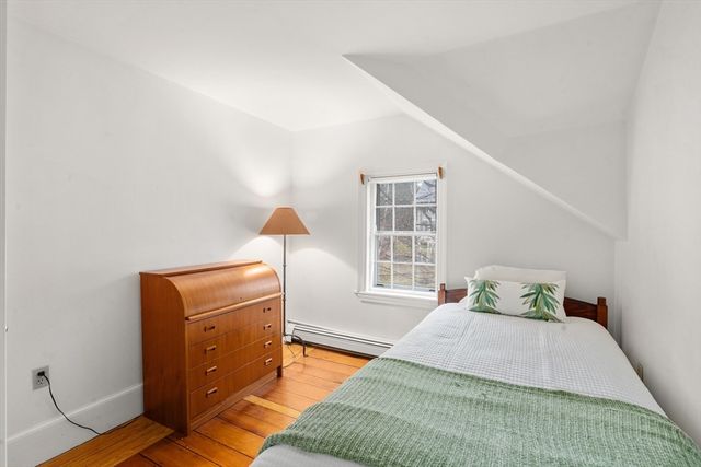 7 Russell St, Milton, MA 02186