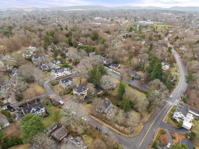 7 Russell St, Milton, MA 02186