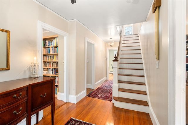 7 Russell St, Milton, MA 02186