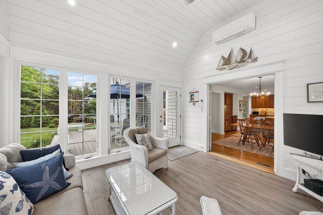 9 Bakers Pond Road, Dennis, MA 02641
