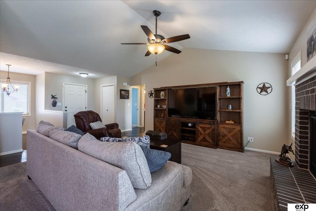 9431 Southern Sky Road, Lincoln, NE 68505