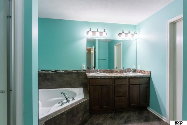 9431 Southern Sky Road, Lincoln, NE 68505