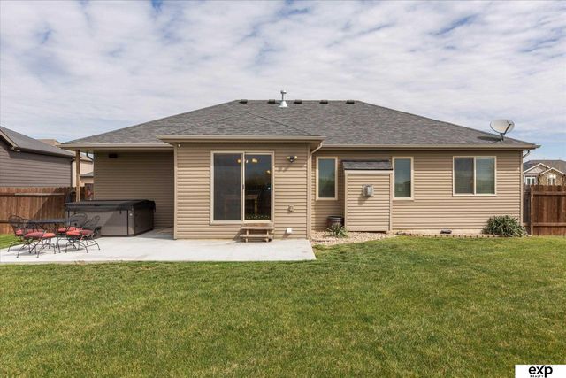 9431 Southern Sky Road, Lincoln, NE 68505