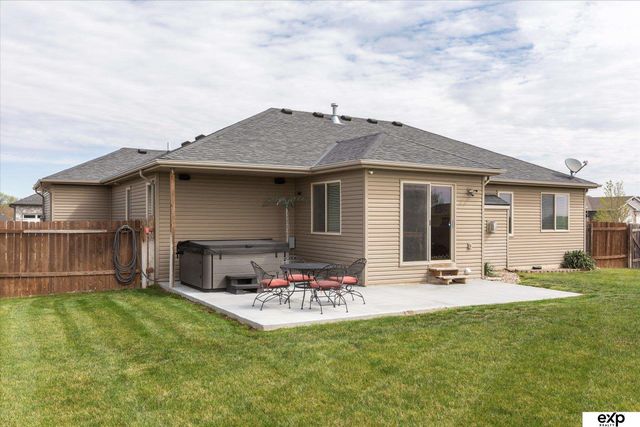9431 Southern Sky Road, Lincoln, NE 68505