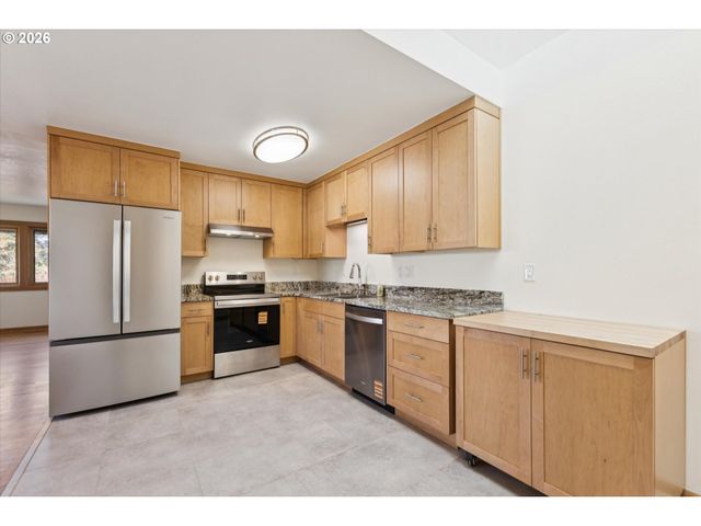 9234 N CENTRAL St, Portland, OR 97203