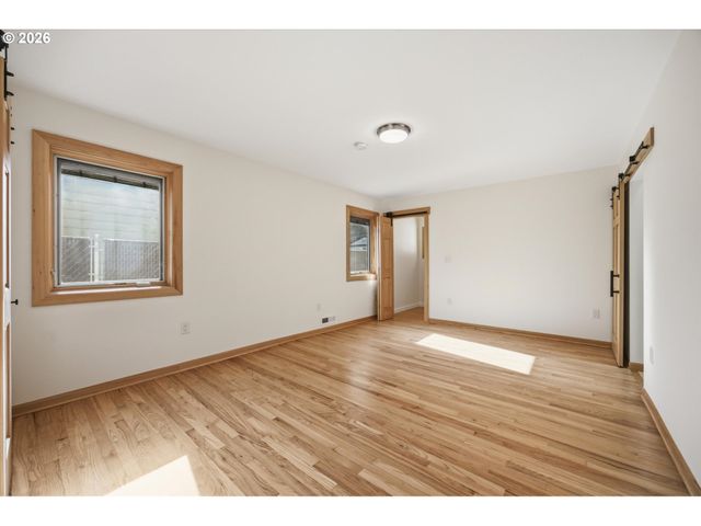 9234 N CENTRAL St, Portland, OR 97203