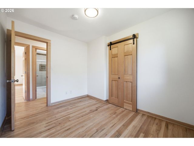 9234 N CENTRAL St, Portland, OR 97203