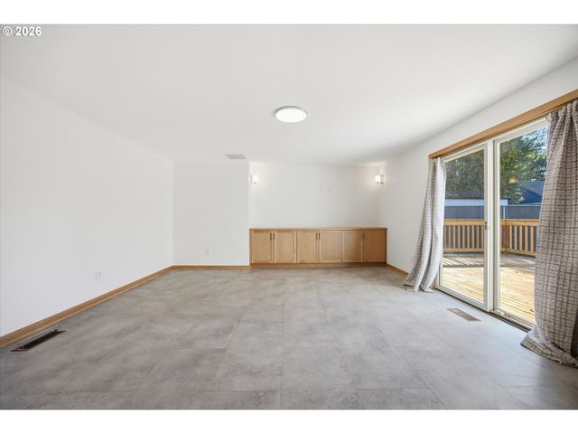 9234 N CENTRAL St, Portland, OR 97203