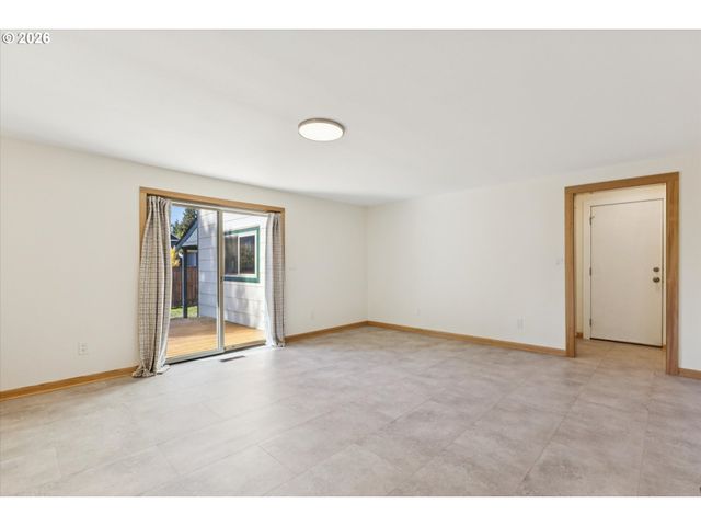 9234 N CENTRAL St, Portland, OR 97203