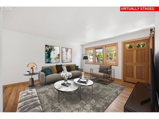 9234 N CENTRAL St, Portland, OR 97203
