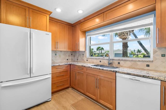 4503 CORAL LAKE DRIVE, Bradenton, FL 34210