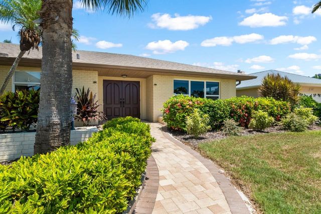 4503 CORAL LAKE DRIVE, Bradenton, FL 34210