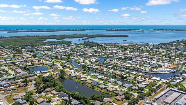4503 CORAL LAKE DRIVE, Bradenton, FL 34210